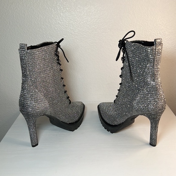Women’s Michael Kors sparkle for days combat boots, size 5.5 - Picture 7 of 16
